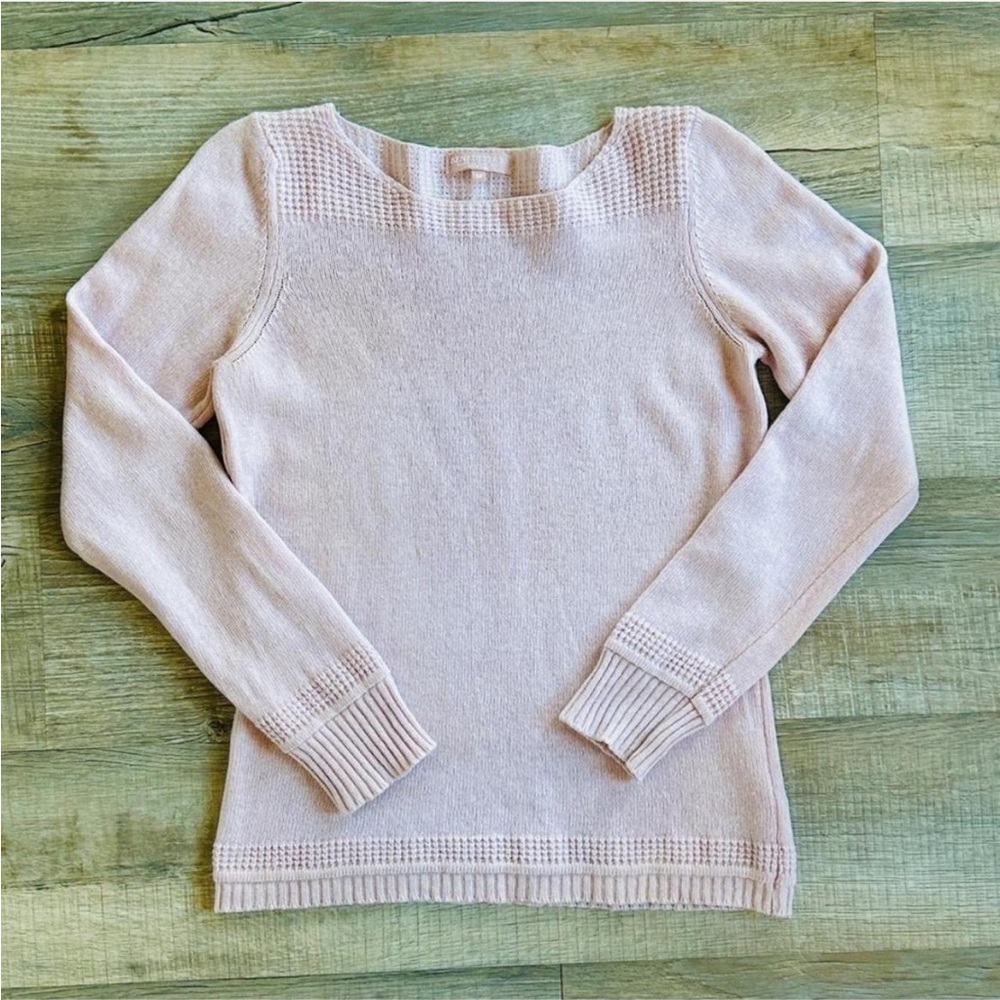 BENEDETTA B. Merino Wool &
Cashmere Blend Light Purple Knit Sweater, Large